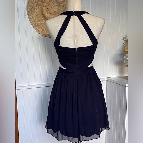 BOGO🌟Speechless Navy Blue Embellished Dress Size 5 juniors - Picture 2 of 9